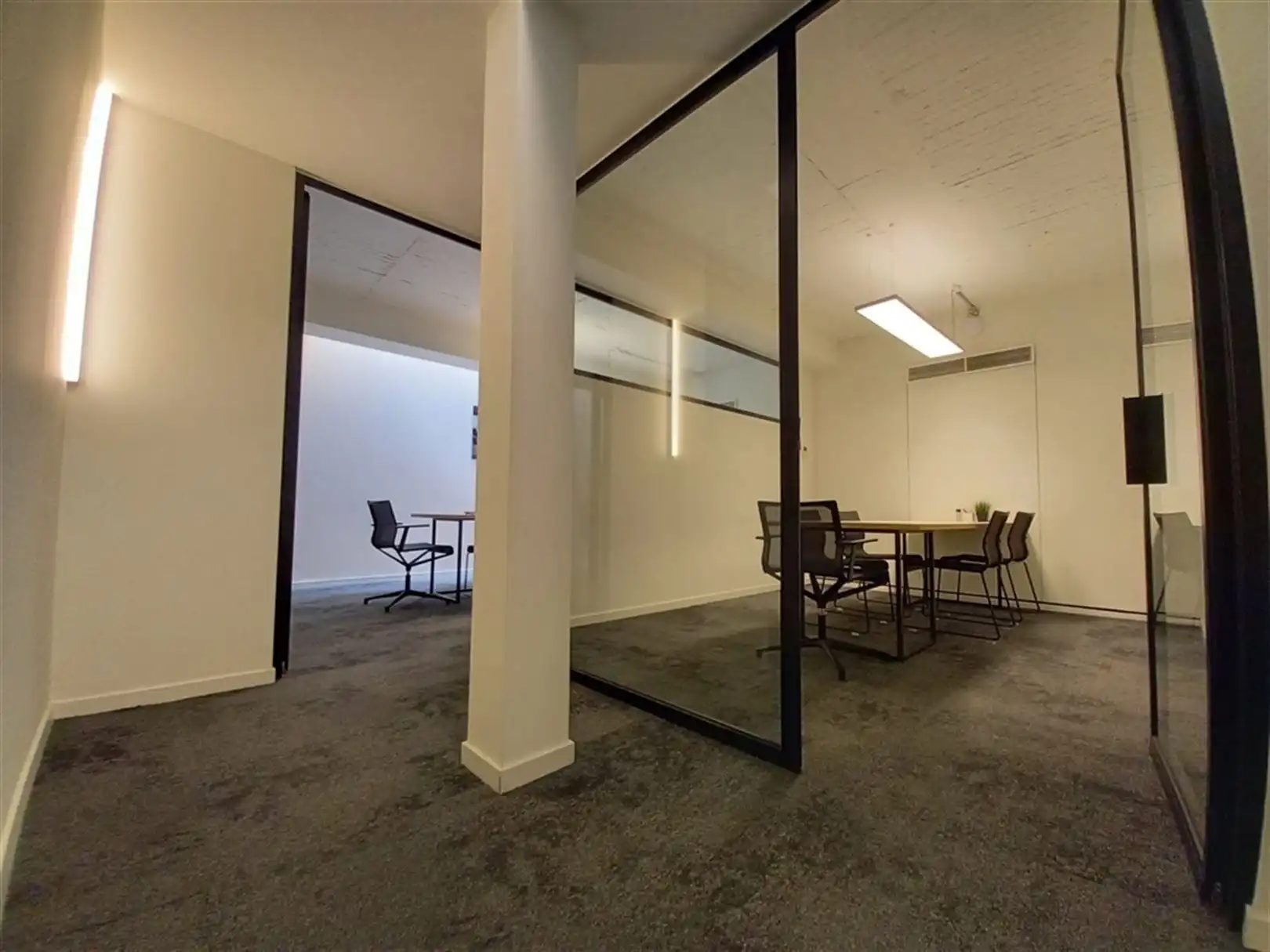 Kantoorgebouw foto 9