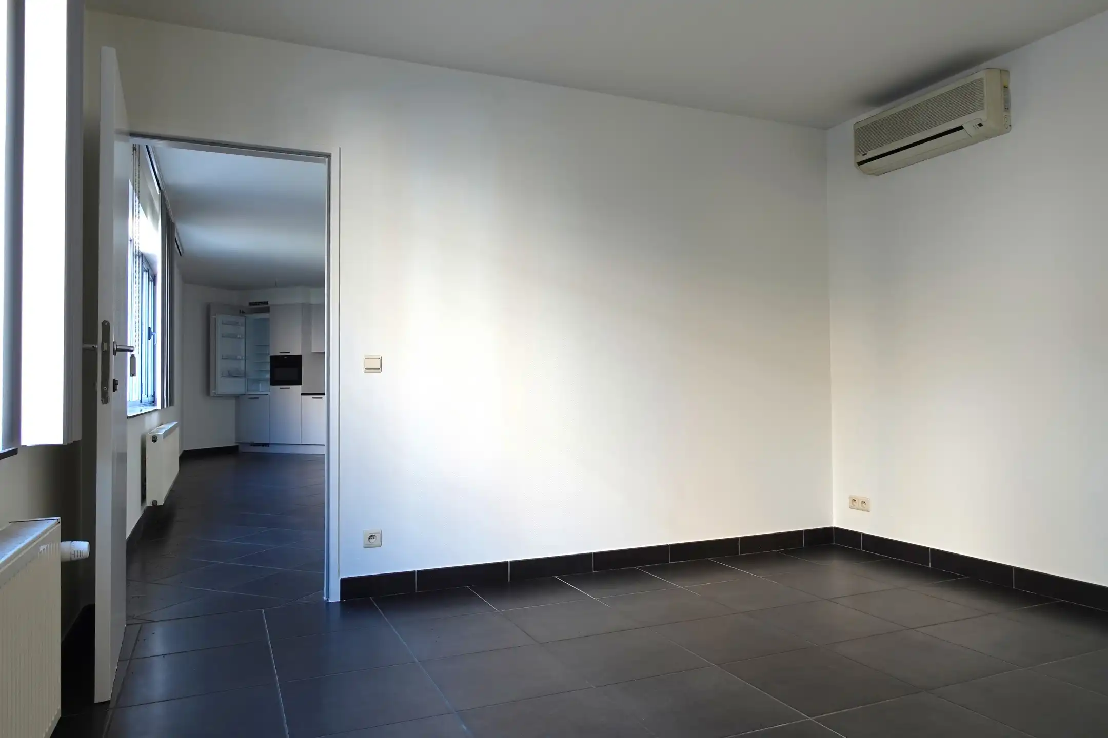 Ruim 2-slaapkamer appartement met stadstuin te Turnhout. foto 7