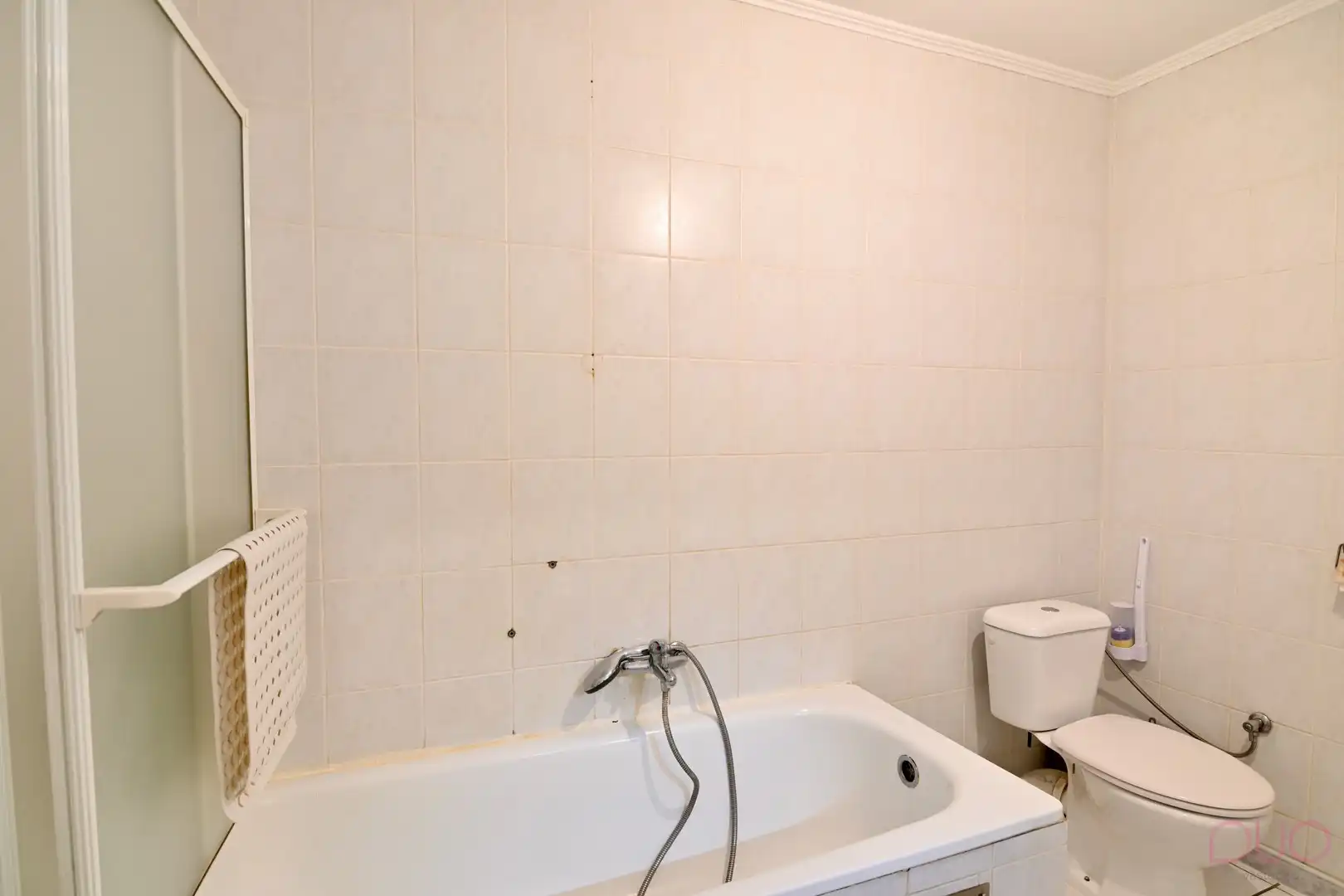 Op te frissen stadswoning met drie slaapkamers in rustige buurt foto 13