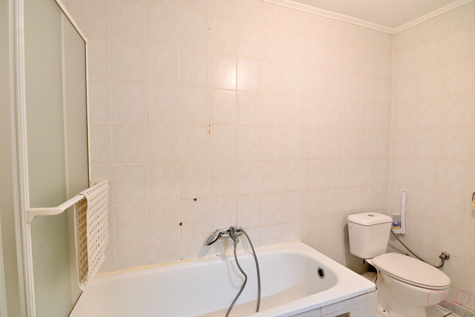 Op te frissen stadswoning met drie slaapkamers in rustige buurt foto 13