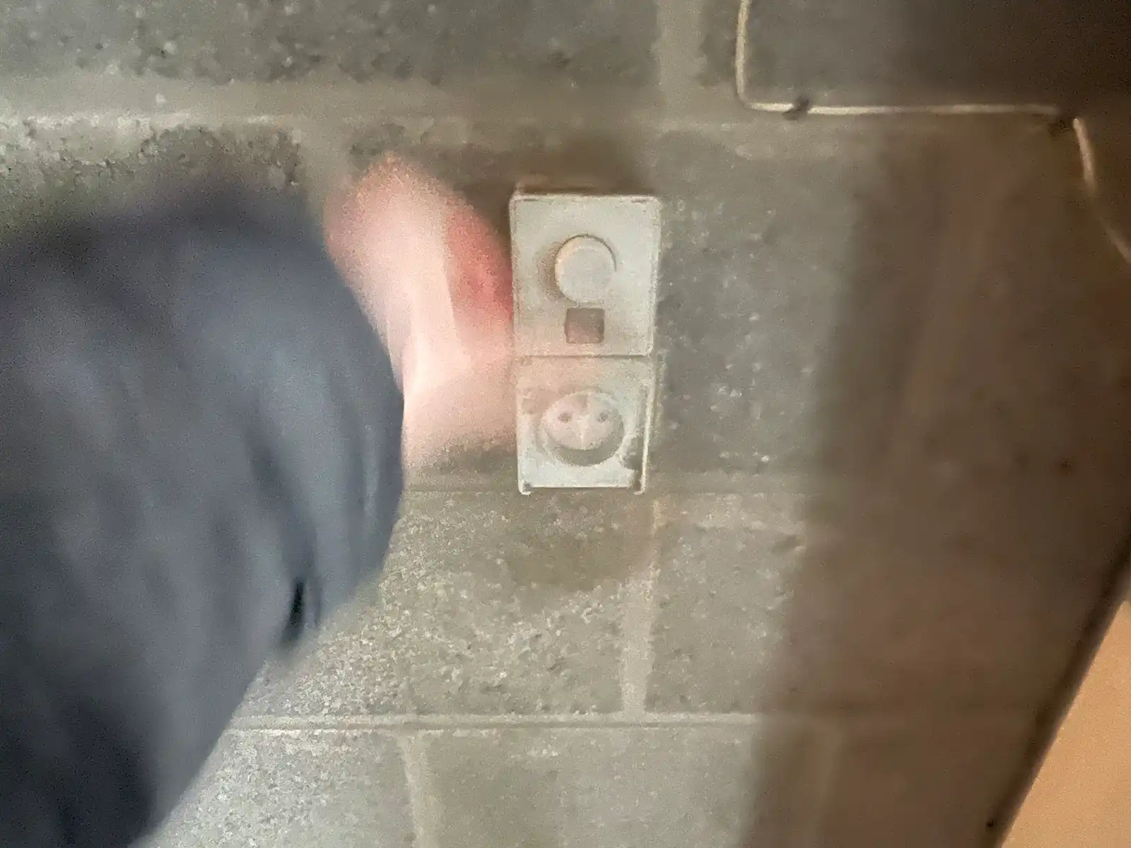 Makkelijk inrijdbare garagebox op niveau -2 onder de Minigolf foto 4