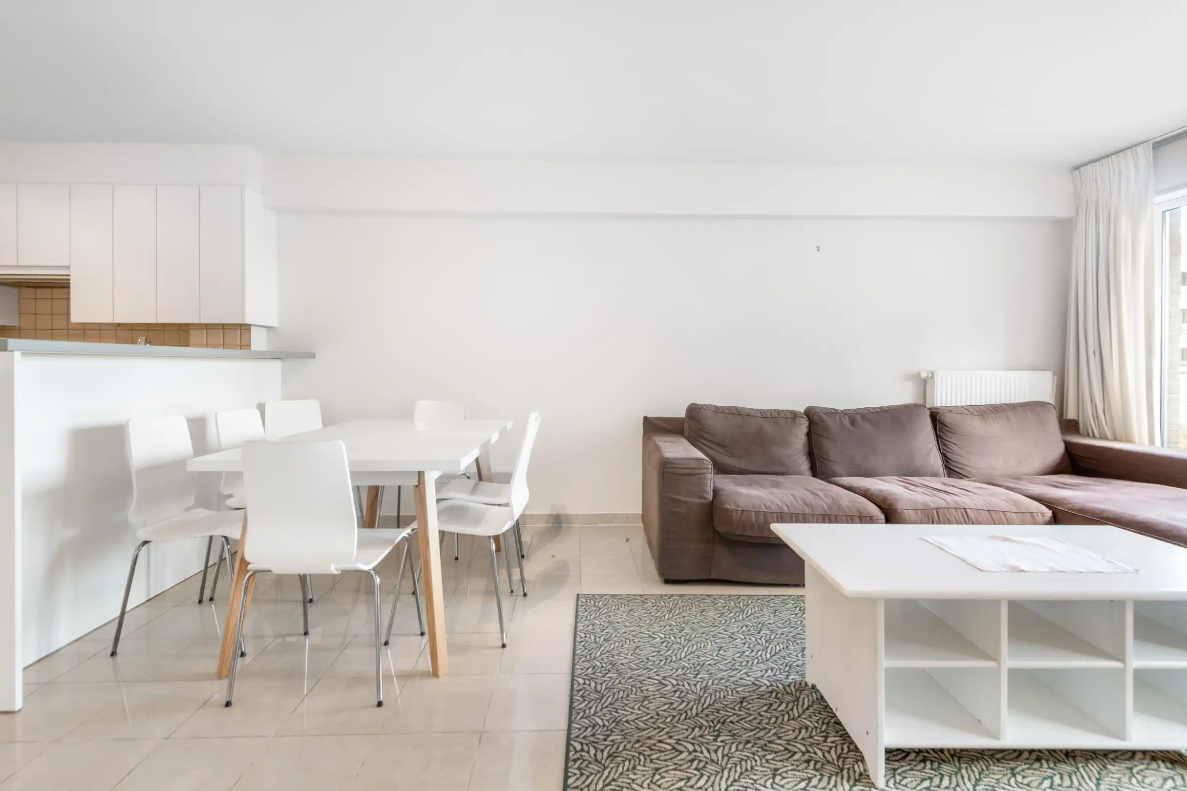 Mooi gemeubeld appartement met  zicht op het Park en de Dumortierlaan foto 5