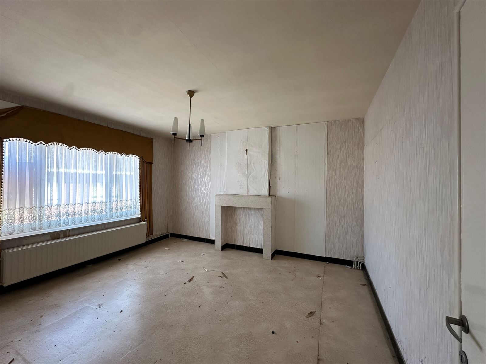 Te renoveren HOB met prachtig vergezicht te Erwetegem.  foto 7