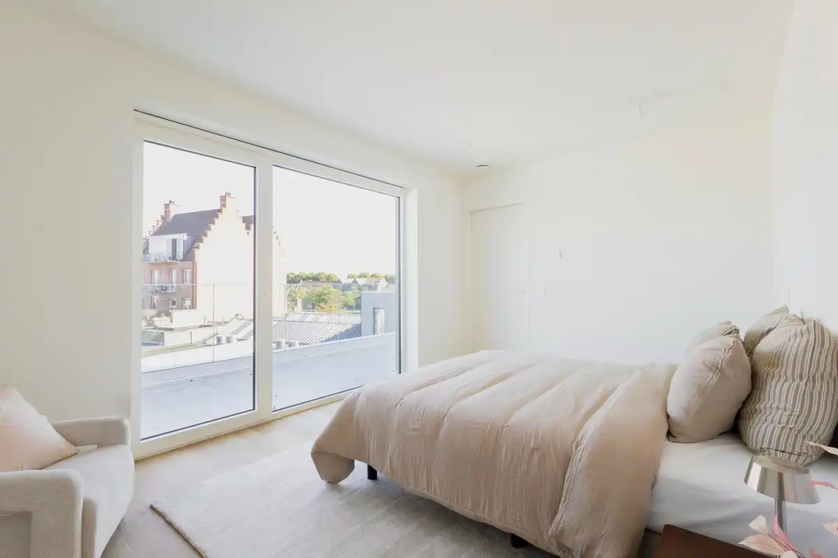 Instapklaar en hoogwaardig afgewerkt 3-slaapkamerappartement in Brugge. foto 26