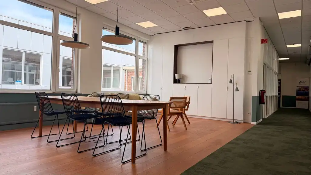 Mooi instapklaar kantoor te huur in Ceka Center Antwerpen foto 8