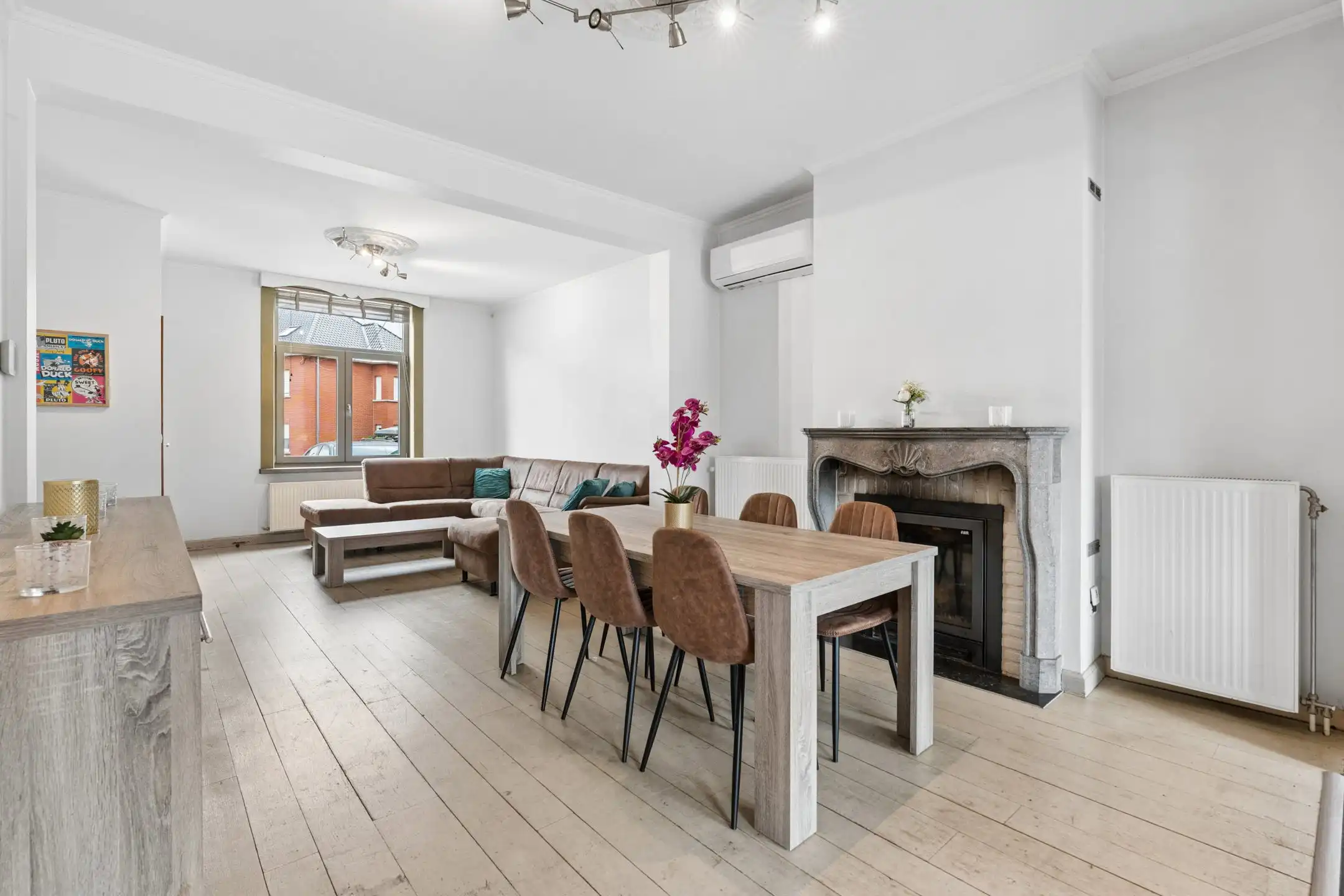 Instapklare, gerenoveerde 2-gevelwoning  foto 5