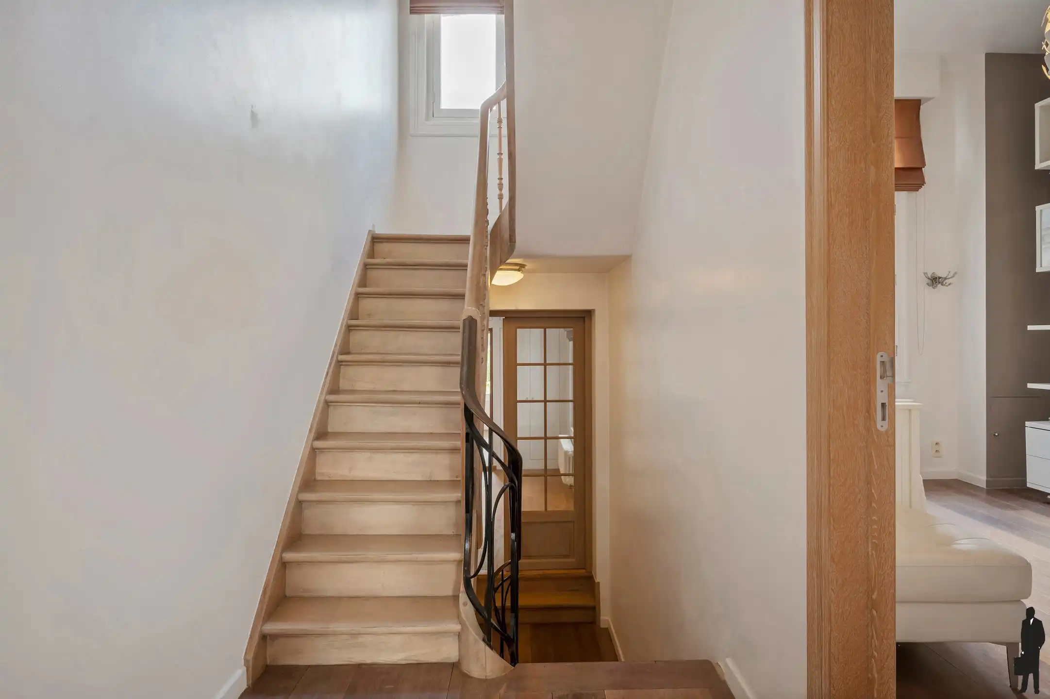 Charmant Authentiek Herenhuis in het centrum van Brasschaat! foto 16