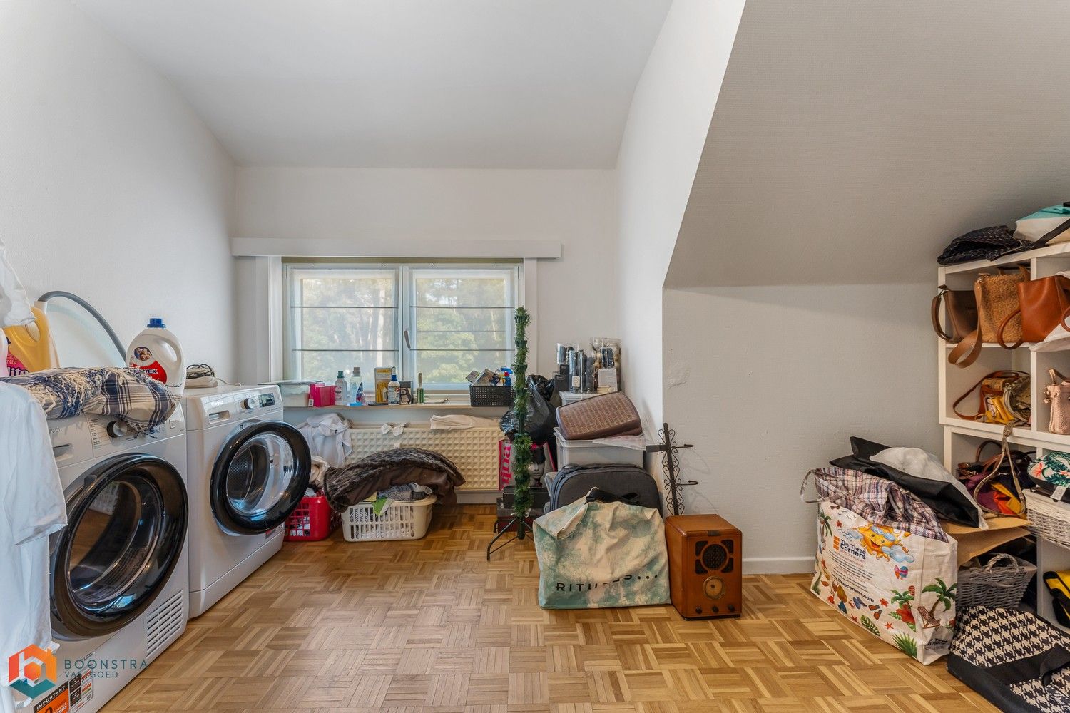 Duplex app. met 3 slpkrs en garage in het centrum foto 16