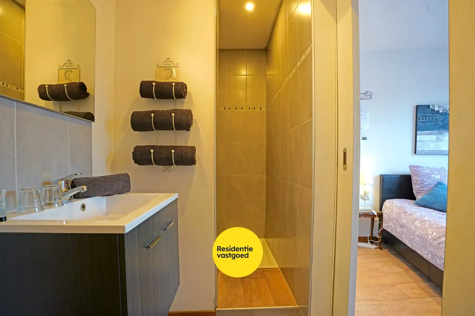 Instapklare halfopen bebouwing (2009) te Ramskapelle op 244 m². foto 9