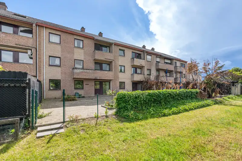 Zeer rustig gelegen gelijkvloers appartement met 3 slaapkamers, tuin en garage foto 20