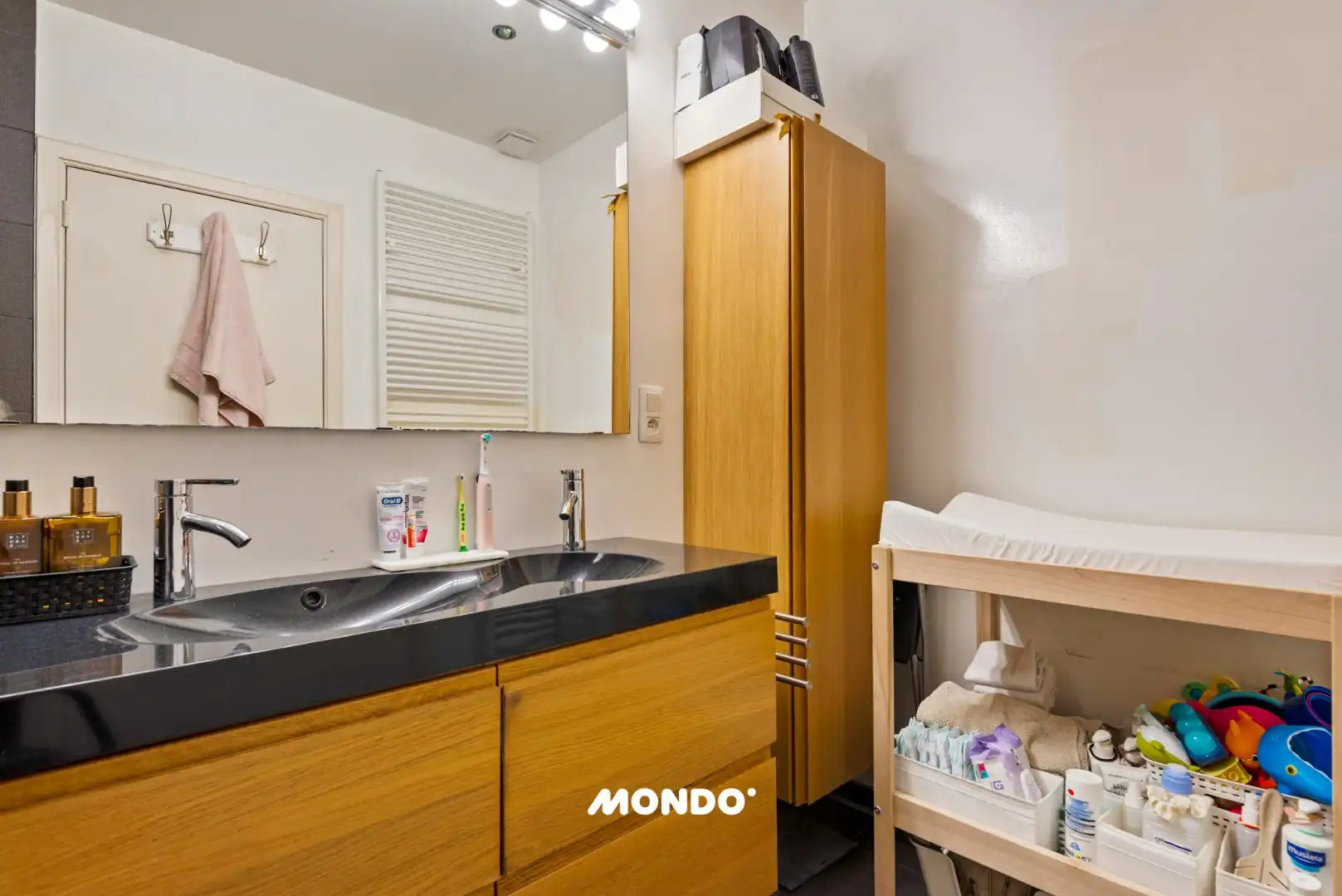 Kleinschalig appartementsgebouw met 2 appartementen en garage! foto 10