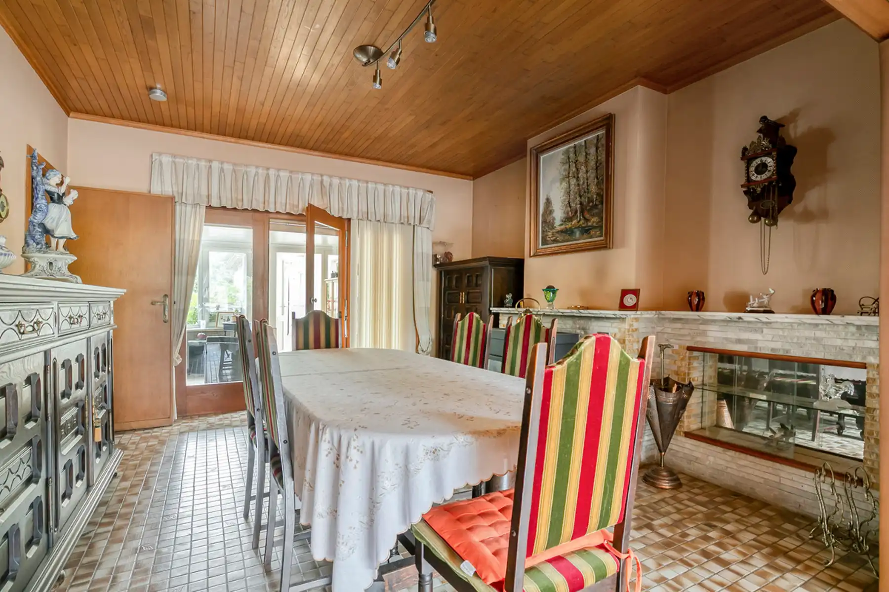 Te renoveren HOB met 3 slaapkamers en garage foto 6