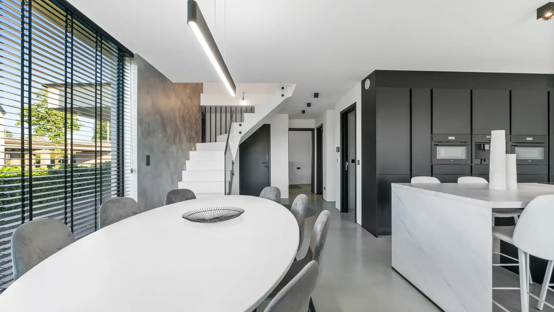 Moderne nieuwbouwwoning met woon-werkcombinatie te Genk foto 7