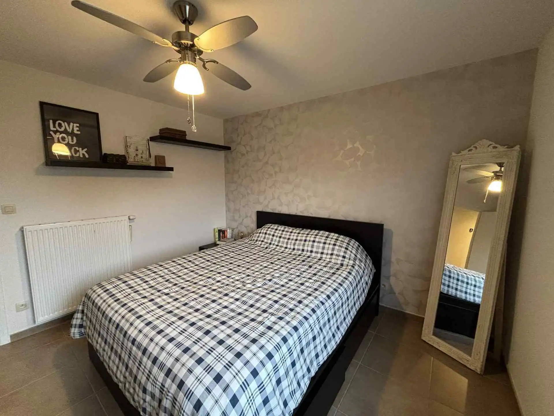 VLIERZELE - Verzorgd appartement in de dorpskern foto 11