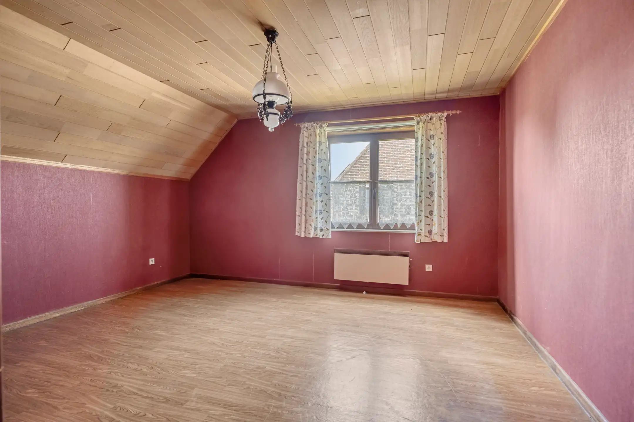 ZEER GOED ONDERHOUDEN WONING MET 4 KAMERS EN GROTE TUIN foto 17