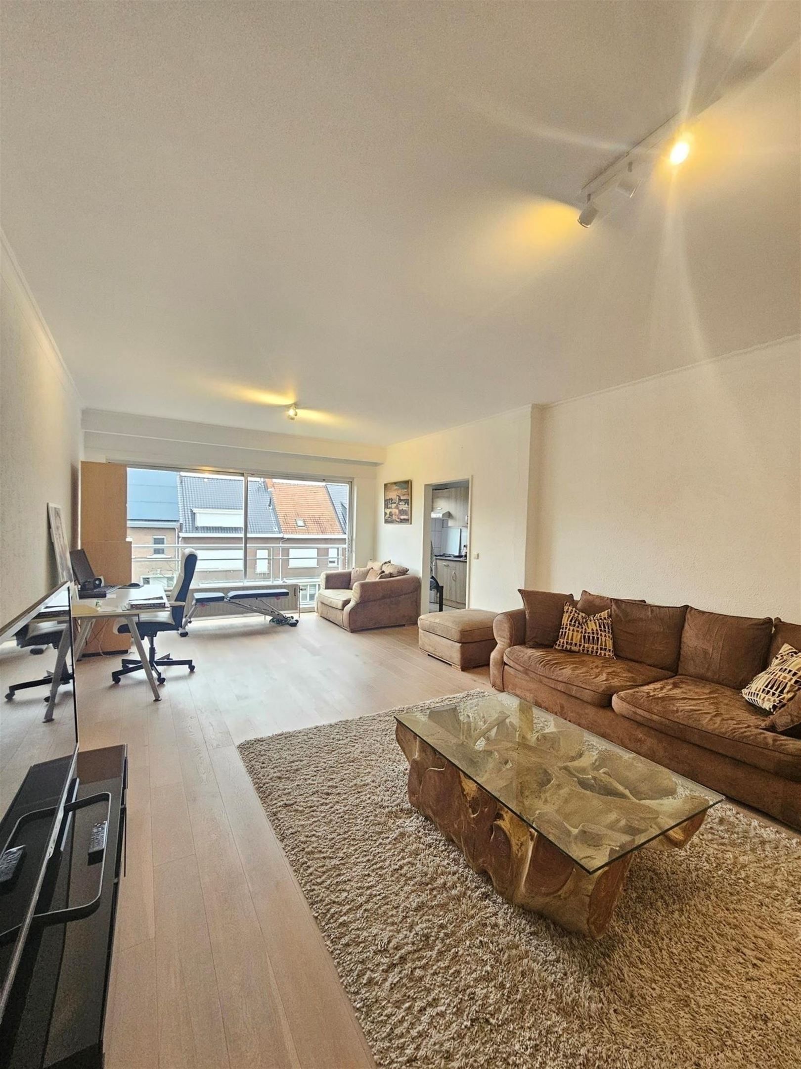 Appartement met 2slpks, 2 terrassen en garage. foto 3