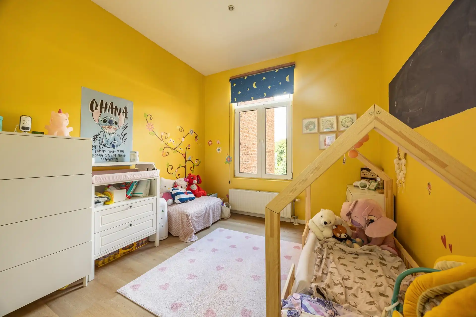 Instapklare woning met 4 slaapkamers in Wilrijk foto 26