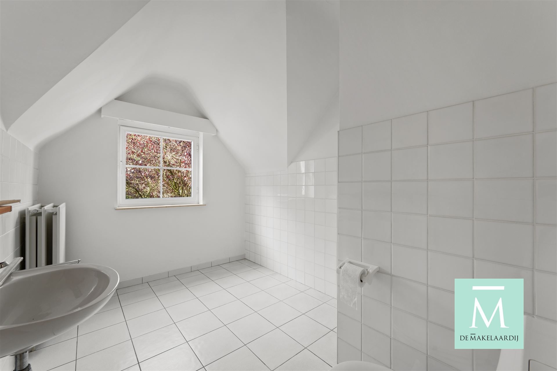 Charmante woning met 3 slaapkamers gelegen in een rustige buurt foto 15
