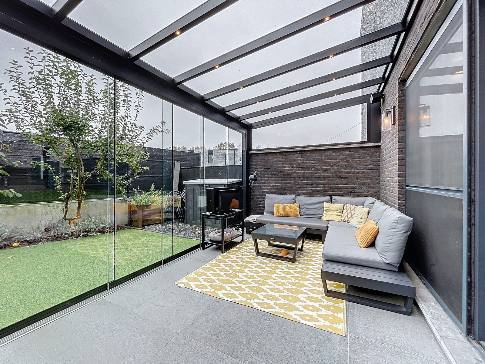 Instapklare modernde woning op een toplocatie foto 28