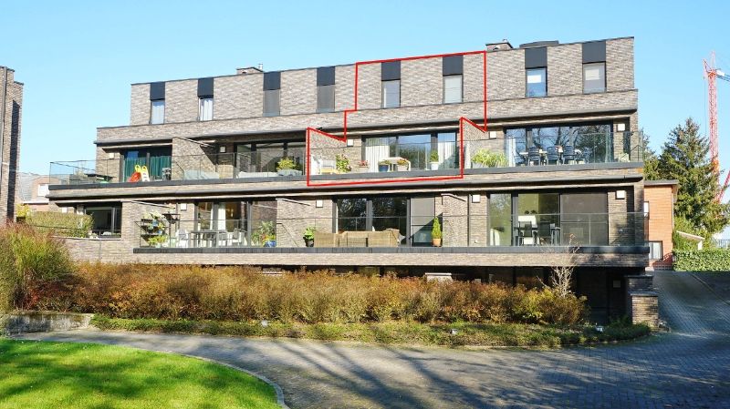 Luxe duplex-appartement 123m² met ruim terras 22m² met mooi zicht op het natuurgebied foto 2