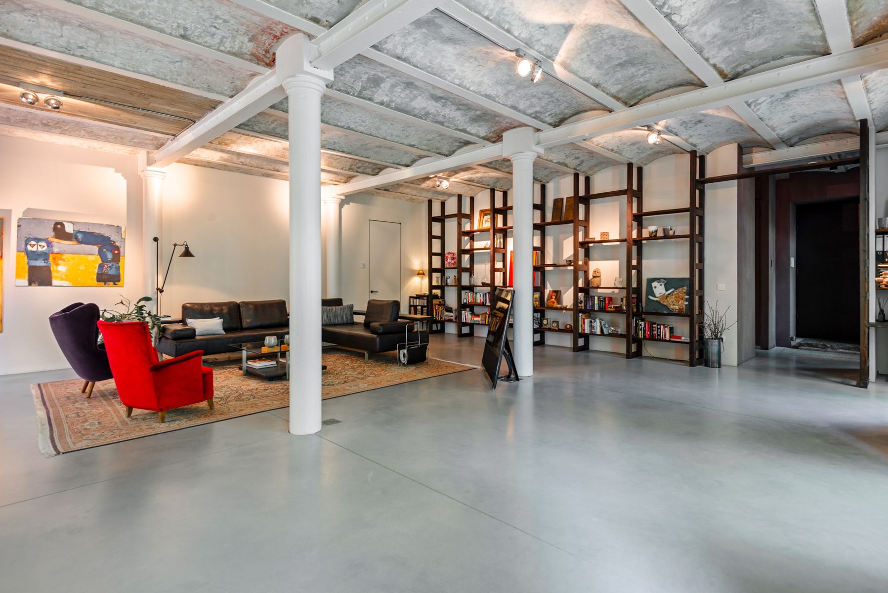  Exclusieve loft van 240 m² in Axel Vervoordt Kanaalproject. foto 7