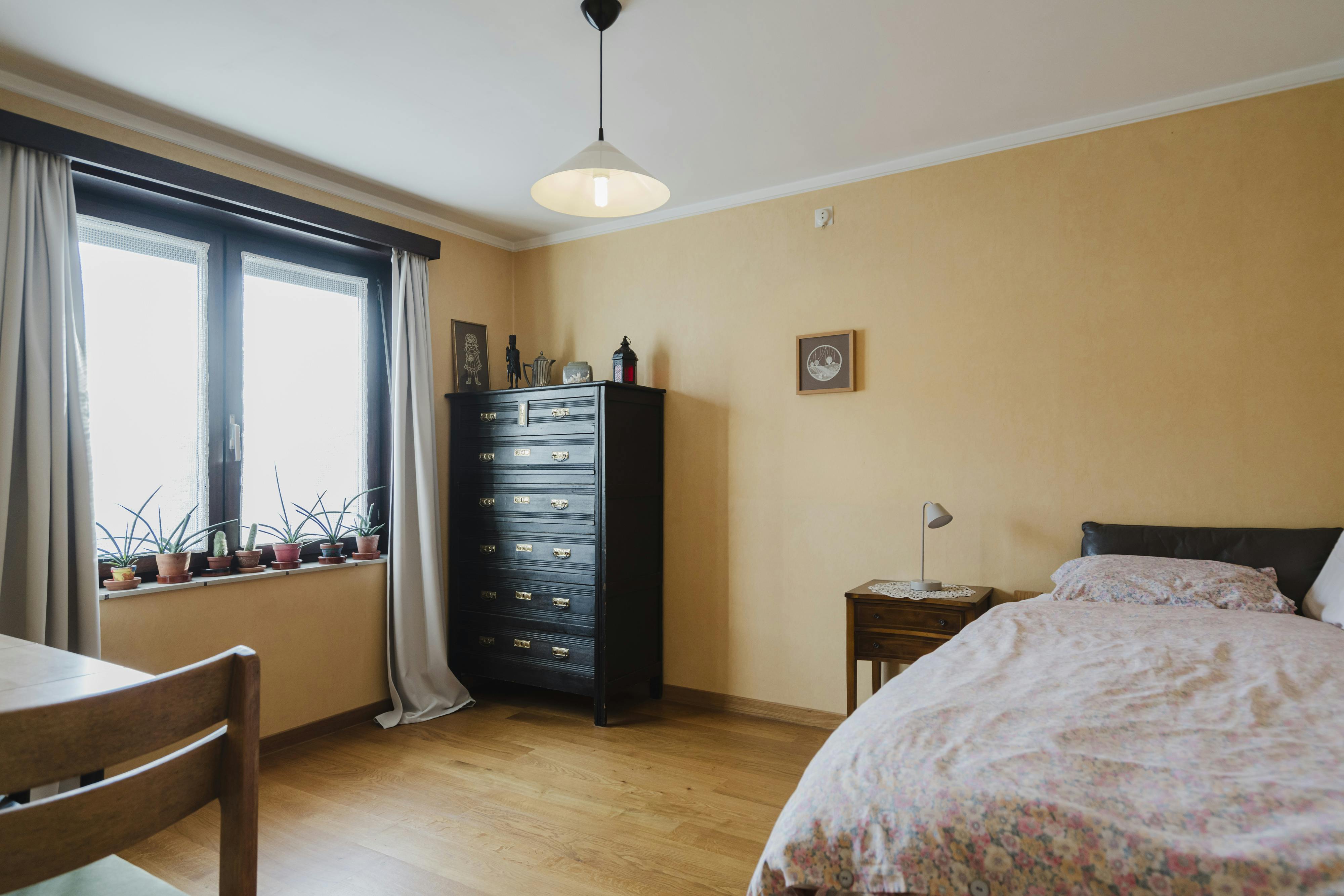 Bel-etage met 3 slaapkamers op een centrale ligging te koop in Kortrijk foto 14