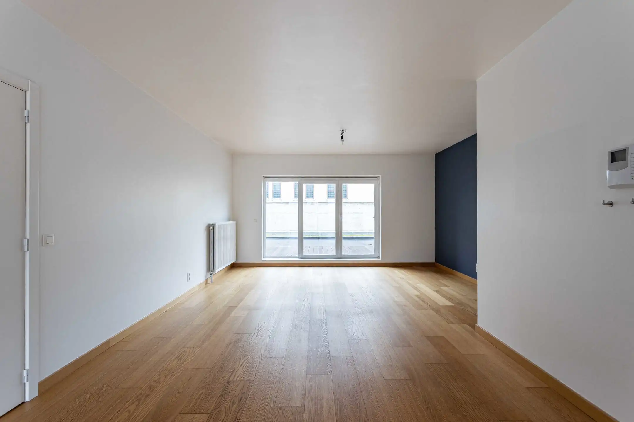 Recent appartement met ruim zonneterras en parkeerplaats foto 9