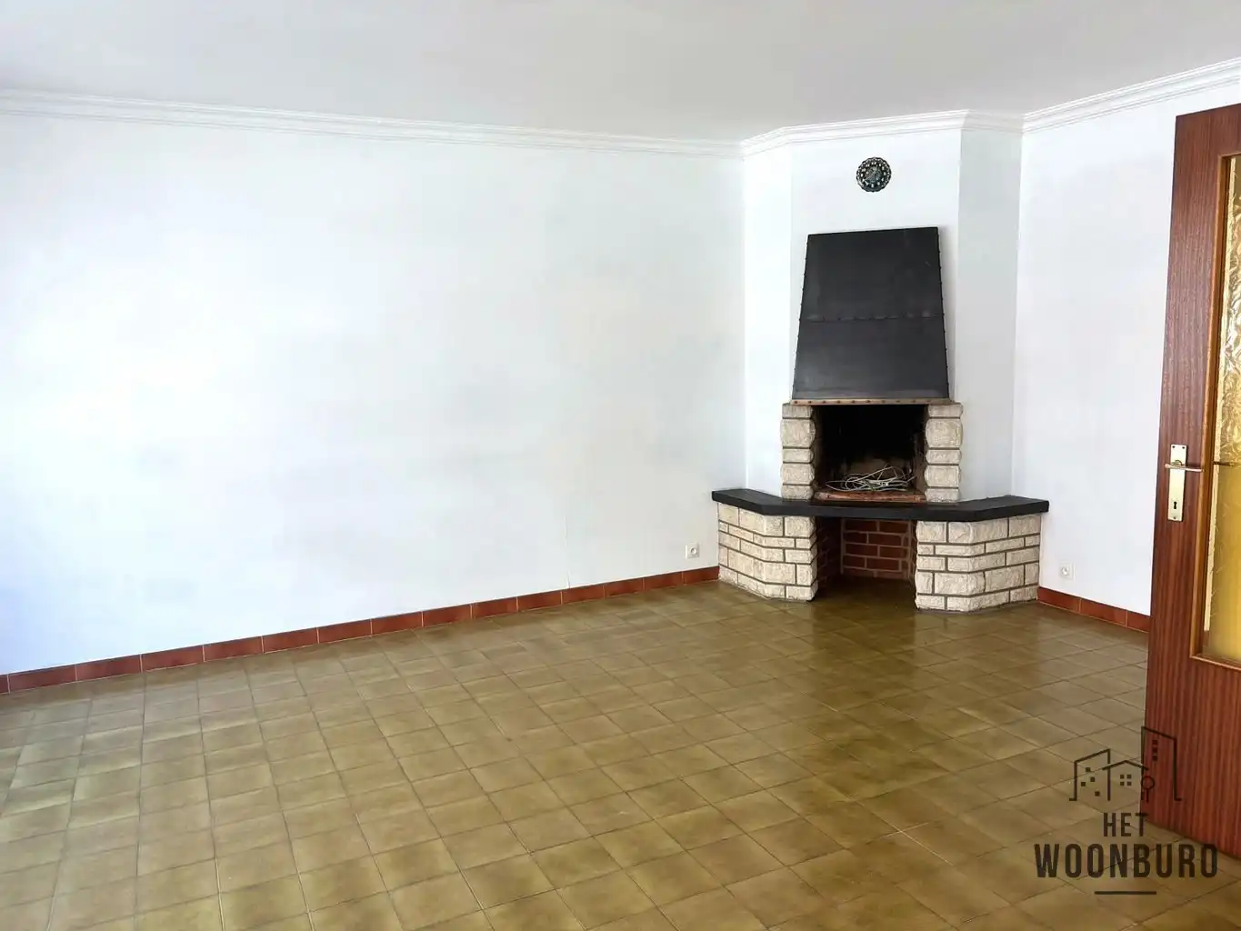 Appartement 1e verd. met terras en kelder foto 5