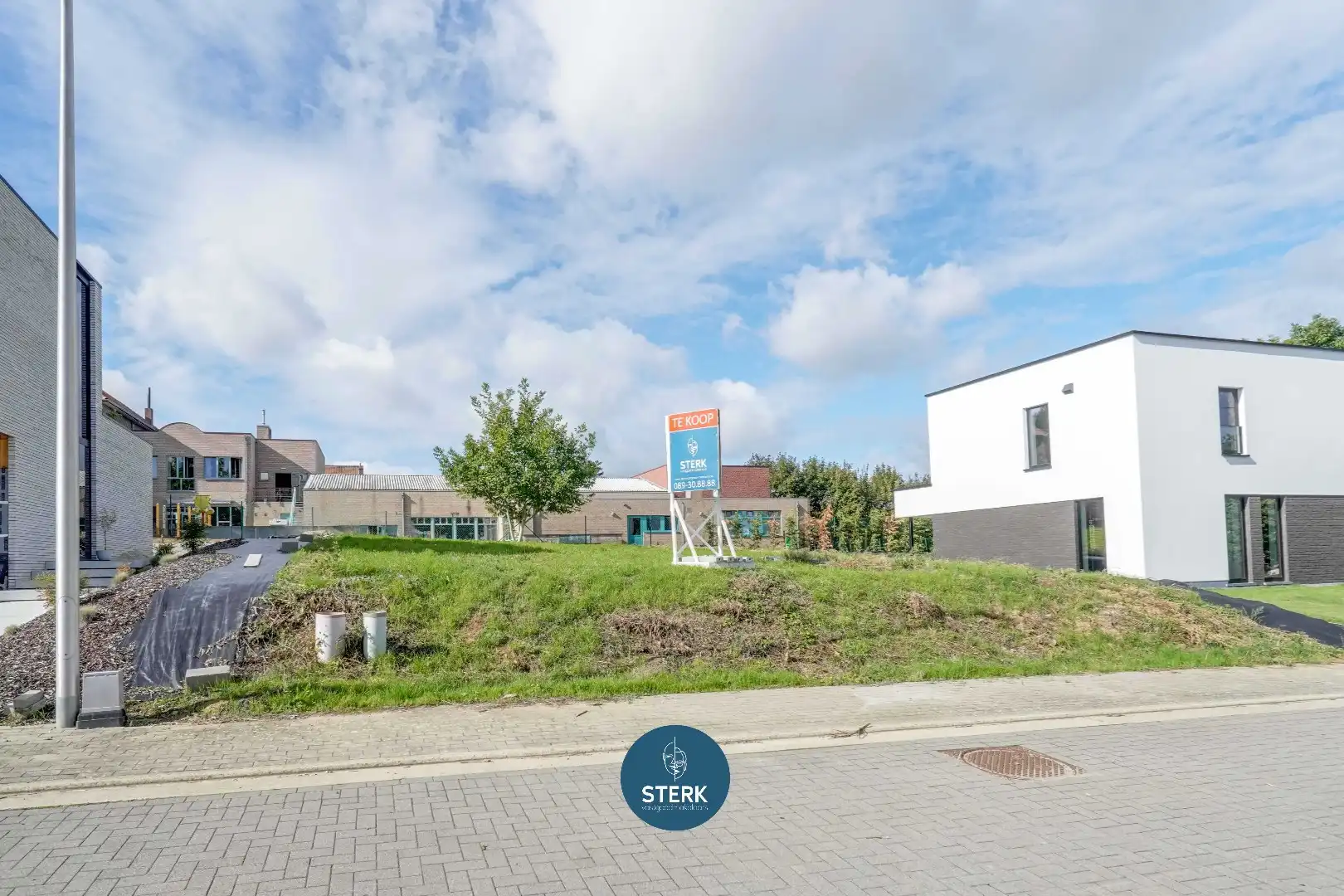 BOUWGROND VAN 4A 61CA VOOR OPEN BEBOUWING TE ZICHEN-ZUSSEN-BOLDER !  foto 6