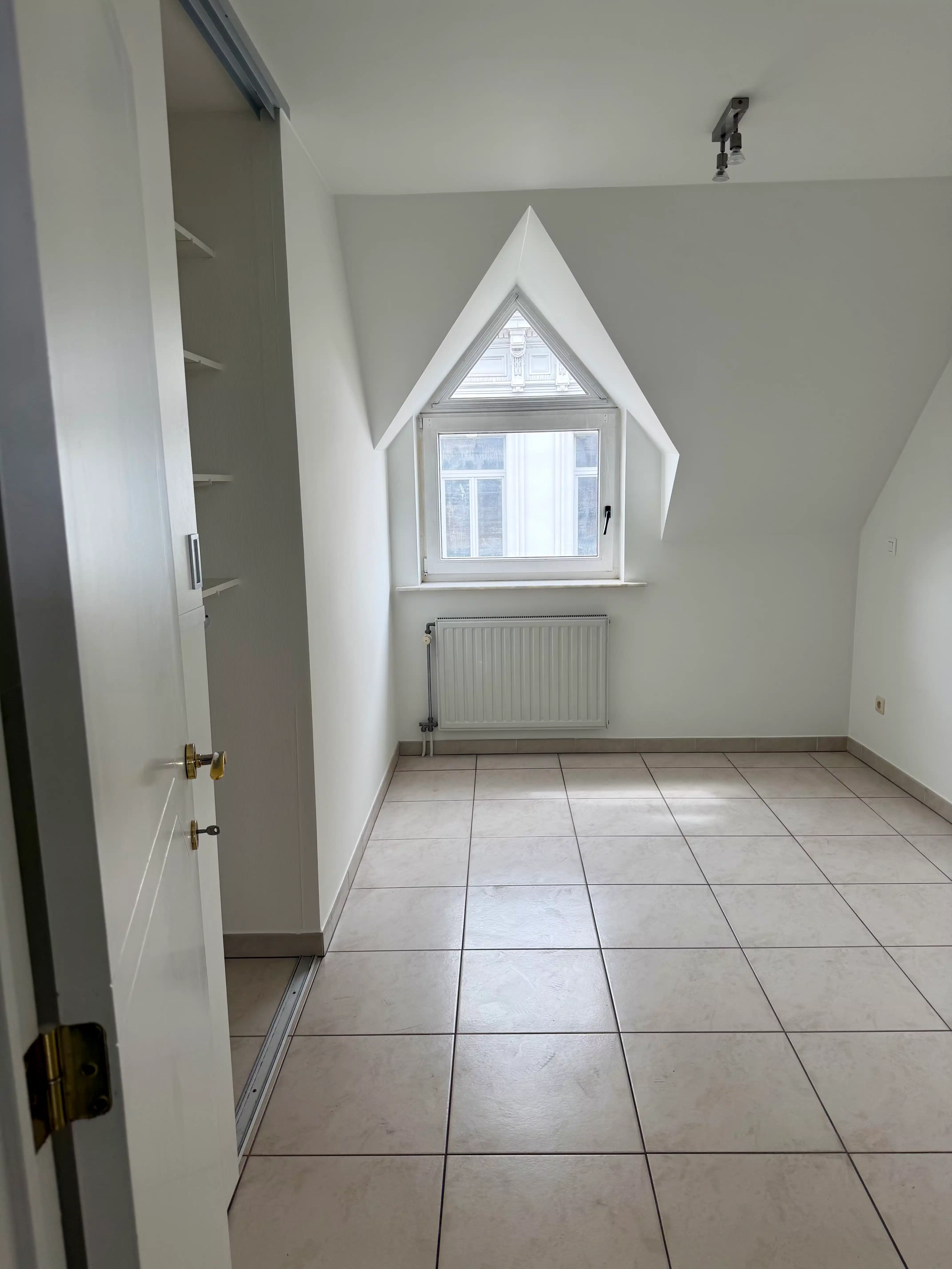 Wonen in het hart van Kortrijk met zicht op het water foto 5