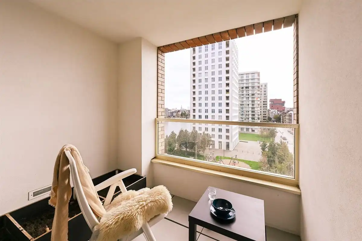 Lichtrijk appartement met terras op het Eilandje foto 4
