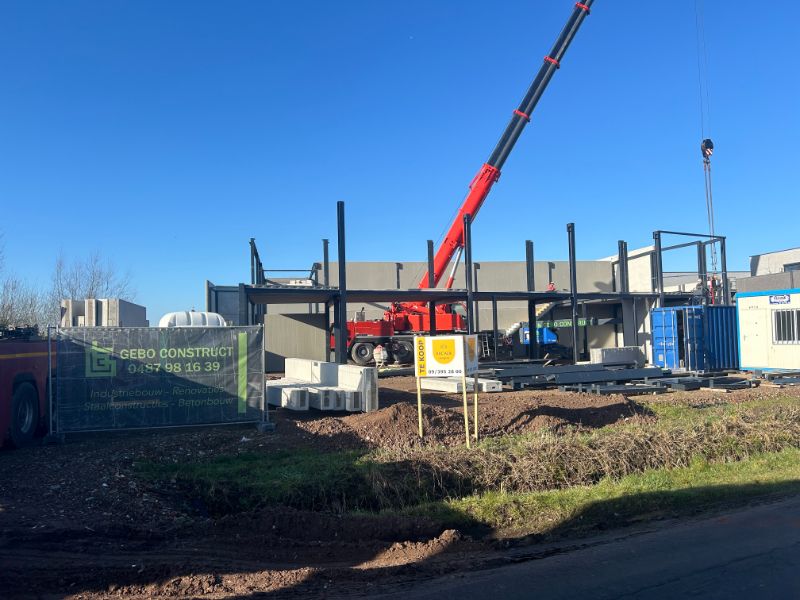 Nieuwbouw KMO units voorzien van kantoren, parkeergelegenheid - Sleidinge foto 5