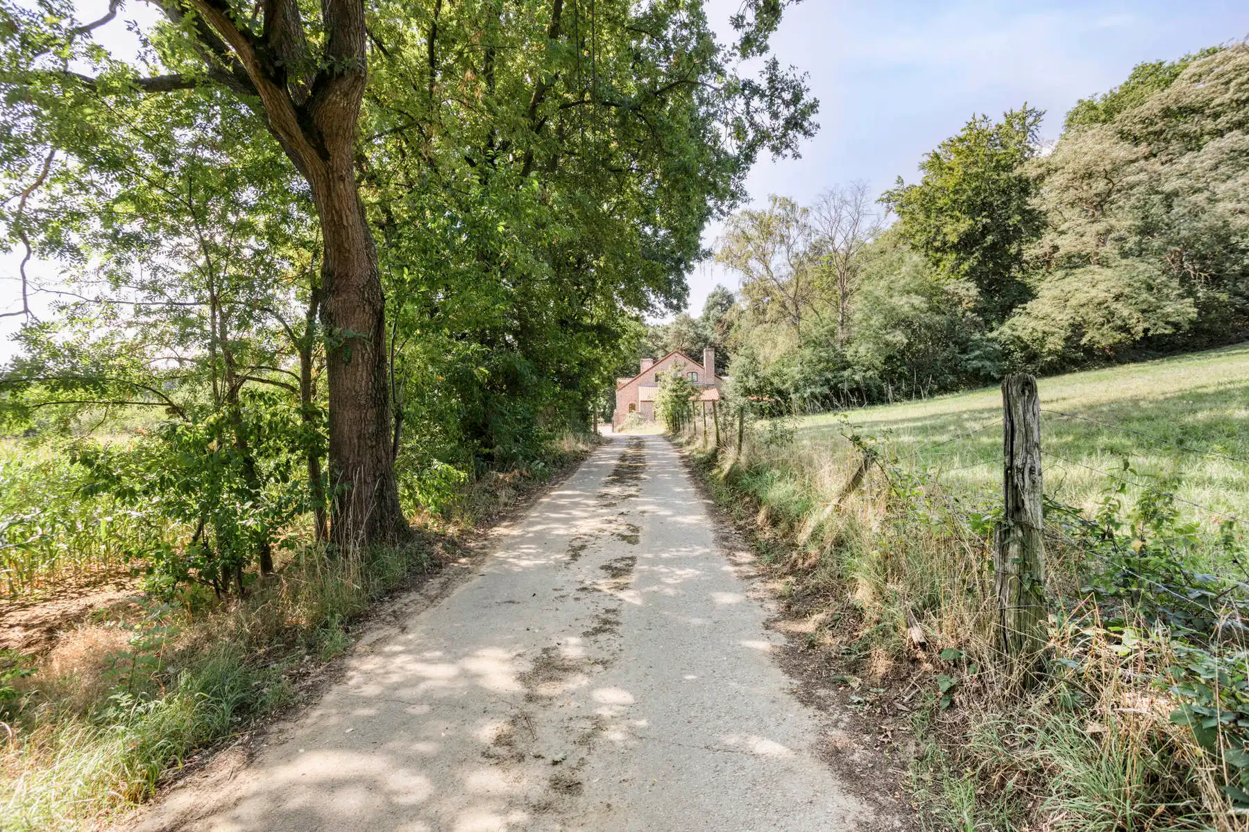 Landelijk en discreet wonen te Bekkevoort foto 8