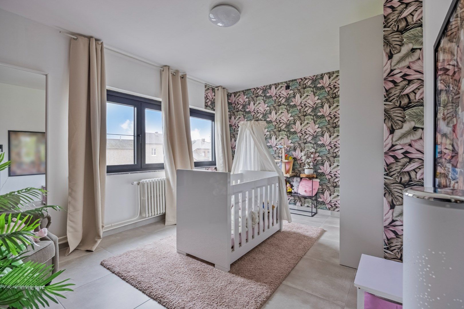 Vernieuwde woning met 319 m² woonplezier in het rustige Nerem foto 20