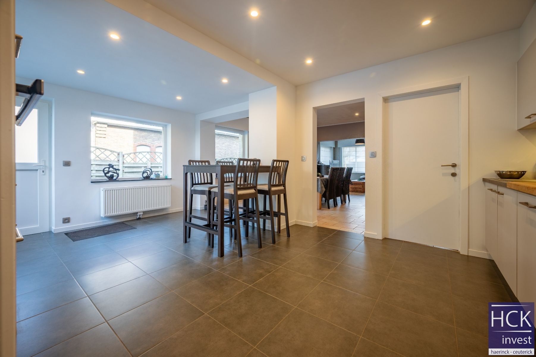 OUDENAARDE - Mooi gelegen instapklare woning met 3 SLPK. en knappe tuin foto 10