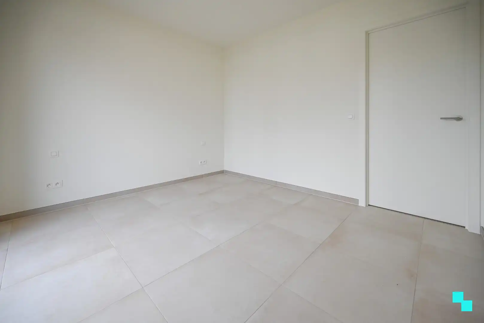 Gelijkvloers tweeslaapkamerappartement met riant terras te Ingelmunster foto 17