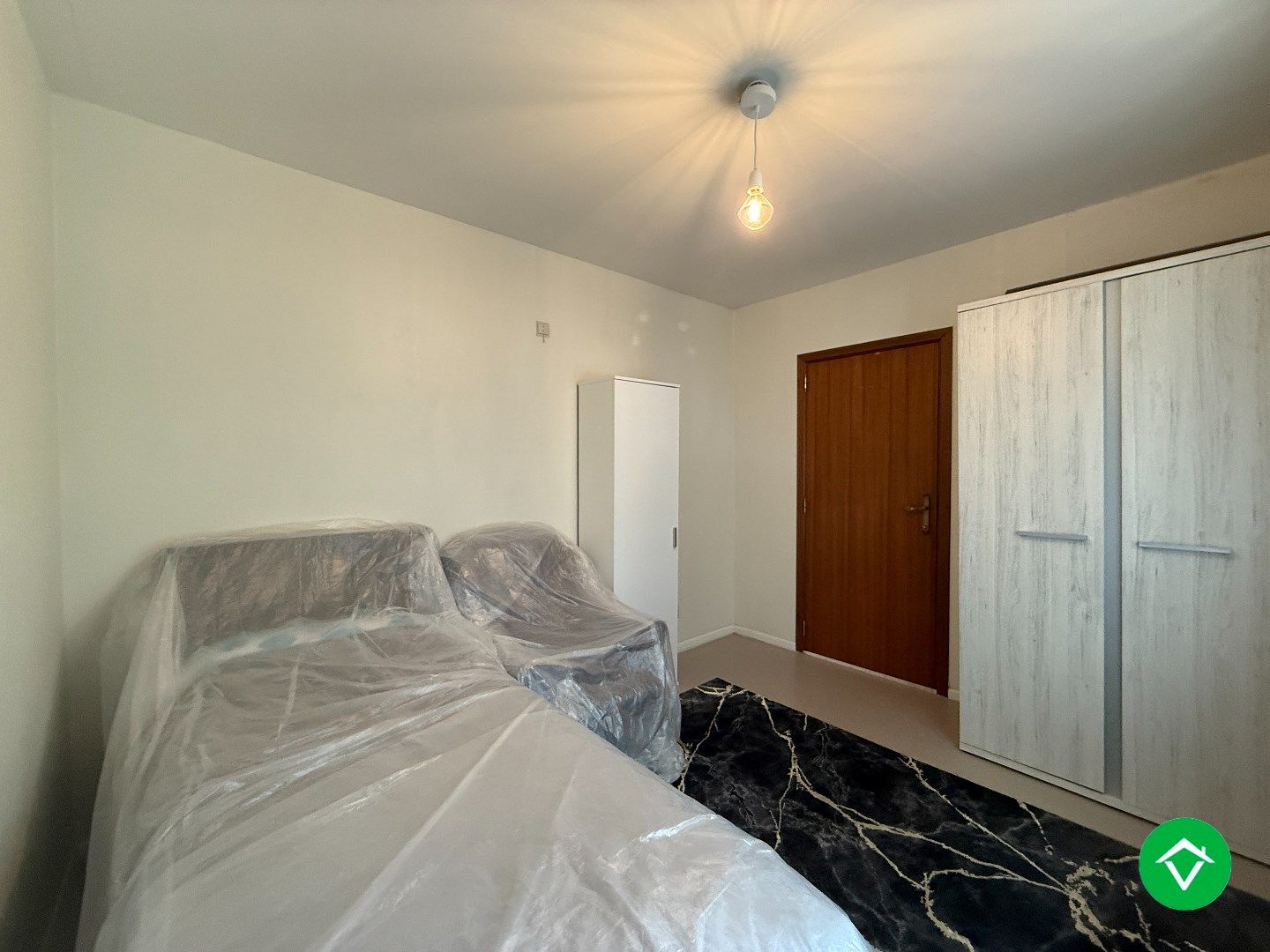 Drie-slaapkamerappartement met terras in rustige residentie centrum Roeselare foto 15