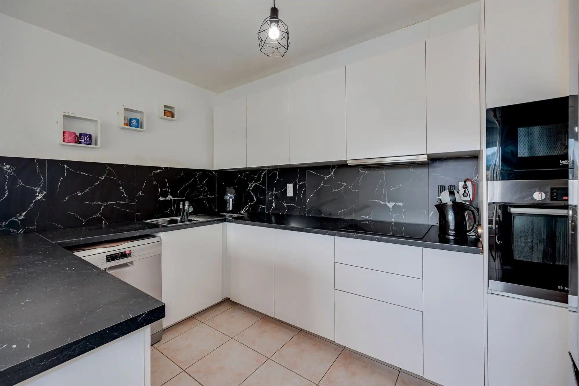 Ruim3-slpk appartement met terras en P foto 7