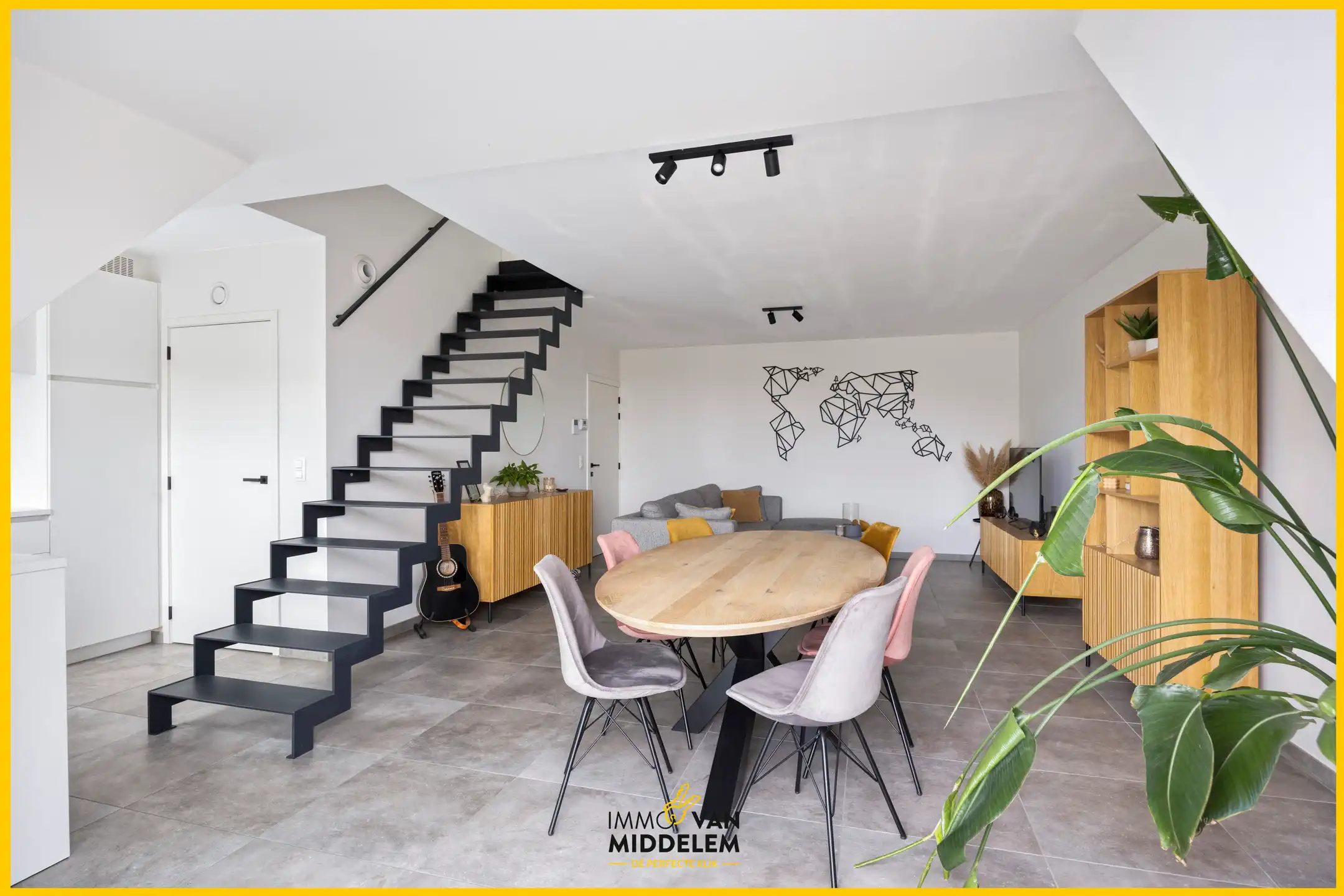 INSTAPKLAAR DUPLEX MET 2 KAMERS EN TERRAS foto 4