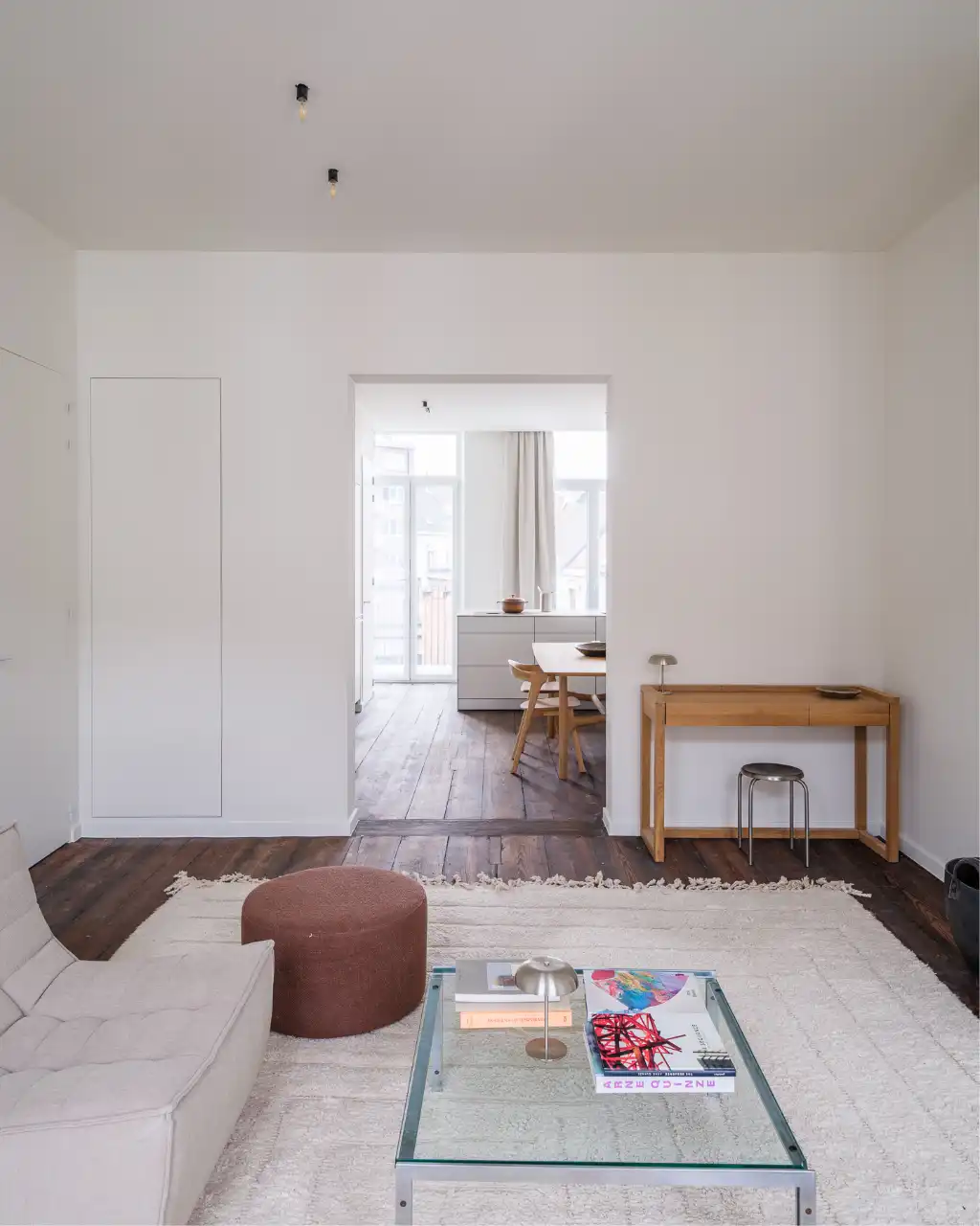 Gerenoveerd tweeslaapkamerappartement met zonnig terras in een voormalige herenwoning, nabij het historisch centrum van Gent. foto 9