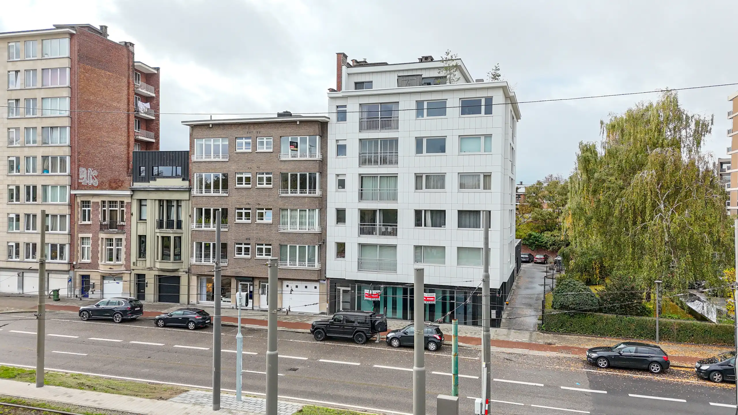 Residentieel modern appartement met ondergronde parking! foto 23