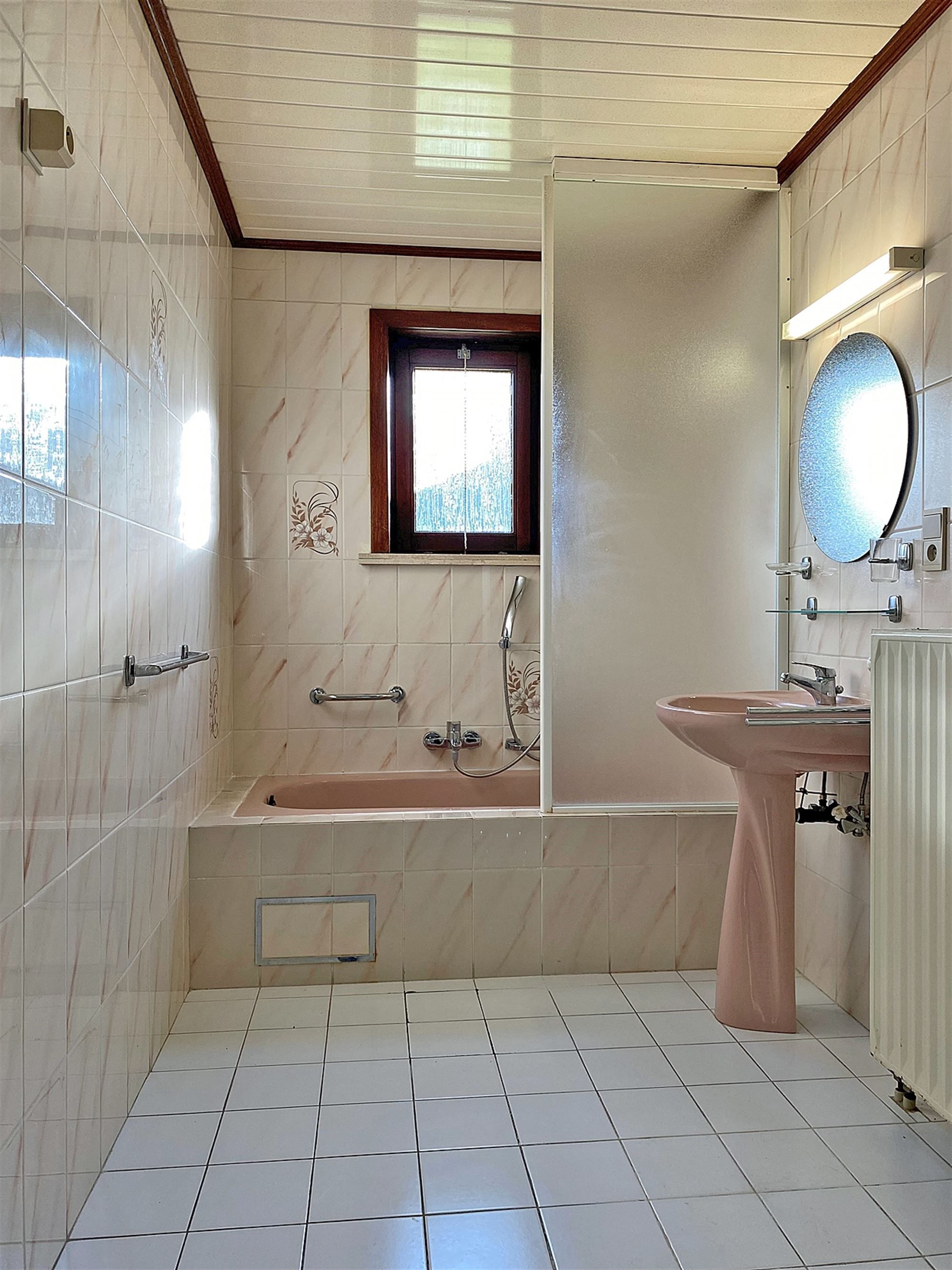 LAAGBOUWVILLA met 2 SLAAPKAMERS & GARAGE op een gunstig gelegen PERCEEL van 762m² foto 13