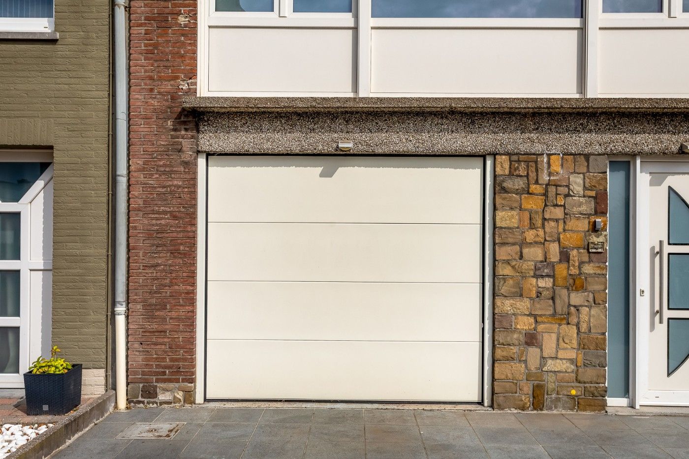 Grote woning met 4 à 5 slpk., inpandige garage en tuin foto 31