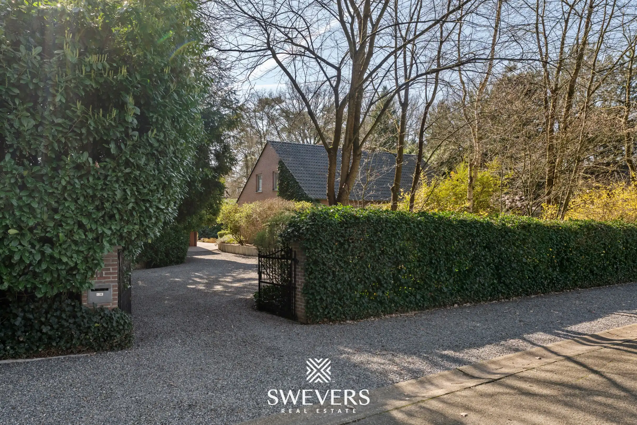 Exclusieve zuidgerichte bouwgrond met uitzonderlijke afmetingen op toplocatie in Heusden-Zolder foto 9