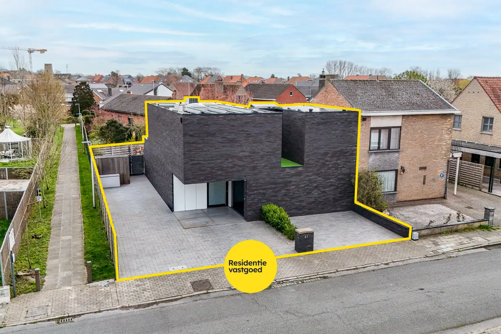 Ruime lichtrijke nieuwbouwvilla in centrum Oudenburg foto 30