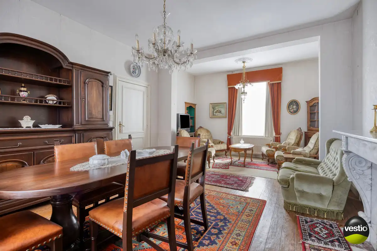 RUSTIG GELEGEN KARAKTERVOLLE AUTHENTIEKE WONING OP 6A85CA TE LAUW. foto 6