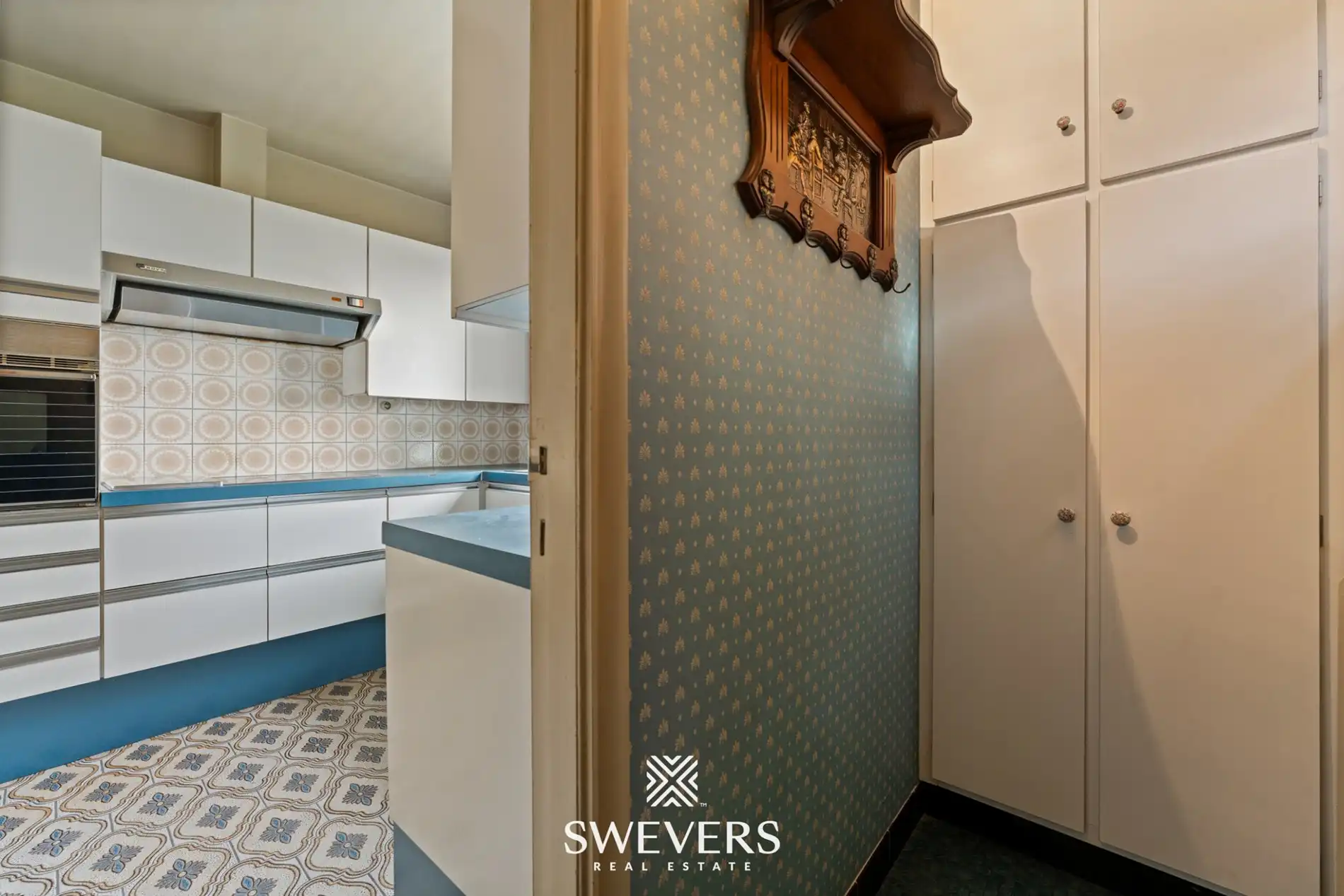 Karaktervolle halfopen bebouwing met uitzonderlijk potentieel en zonnige tuin nabij Hasselt centrum foto 12