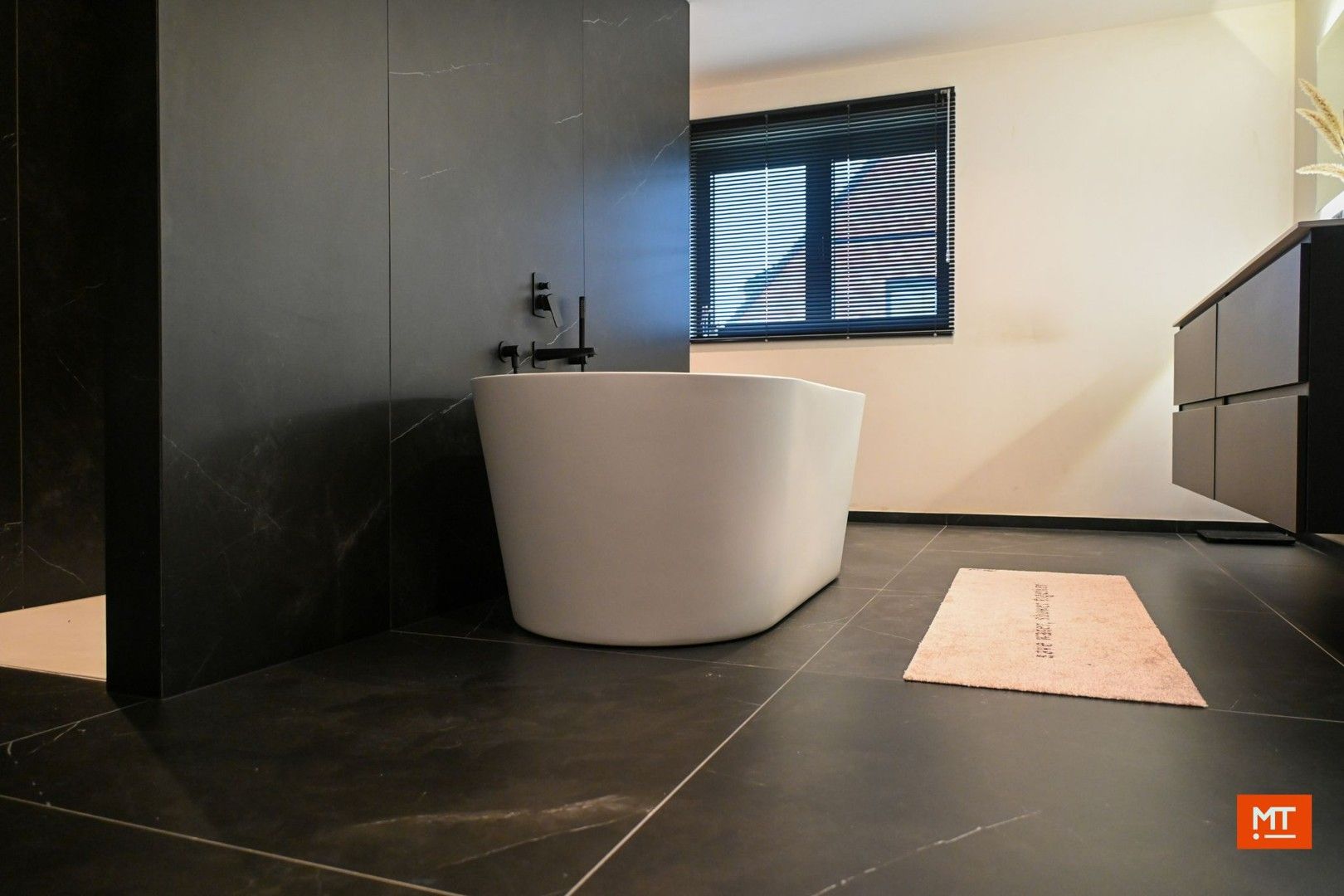 Nieuwbouwvilla met 3/4 slaapkamers, garage en tuin op een perceel van 1.776 m² foto 4
