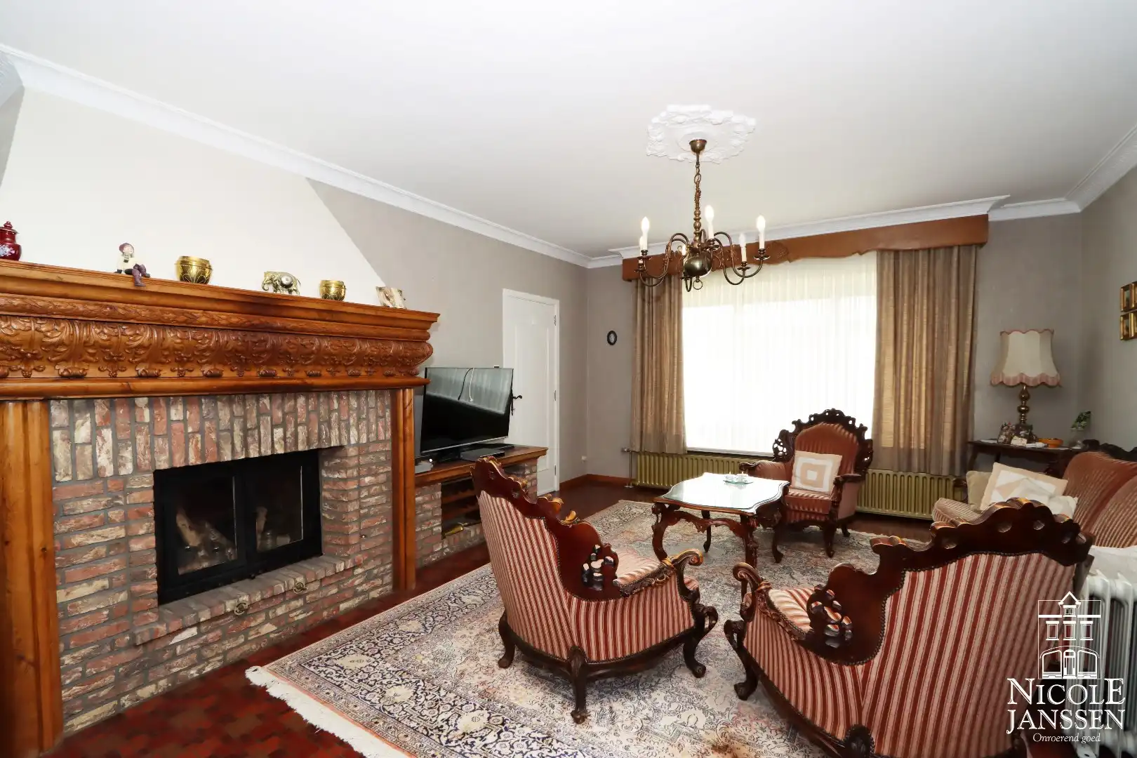 Gelijkvloerse gezinswoning met drie slaapkamers, grote kelder en ruime tuin foto 6