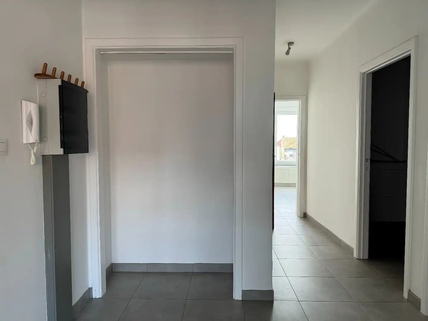 Te huur in Londerzeel: ruim appartement 2 slpk  foto 9